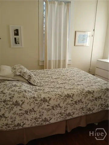 $2,000 | 125 East Broad Street, Savannah, GA 31401