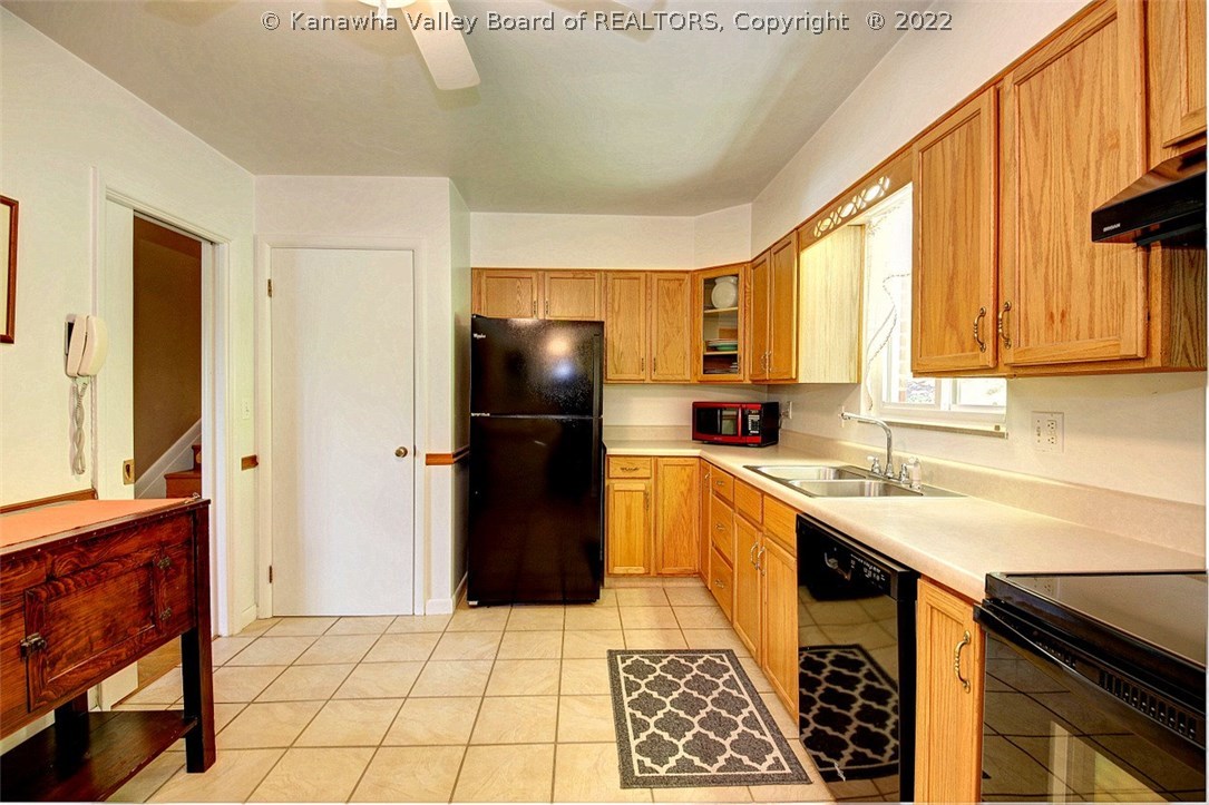 844 Sherwood Road Charleston, WV 25314 - Photo 18 of 38 Gallery Image 18