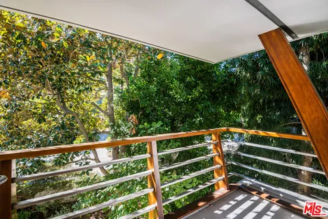 $4,495,000 | 3600 Mandeville Canyon Road, Los Angeles, CA 90049
