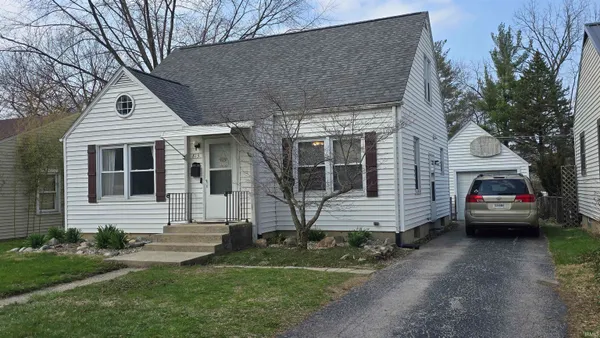 $193,900 | 813 Kenwood Avenue, Fort Wayne, IN 46805