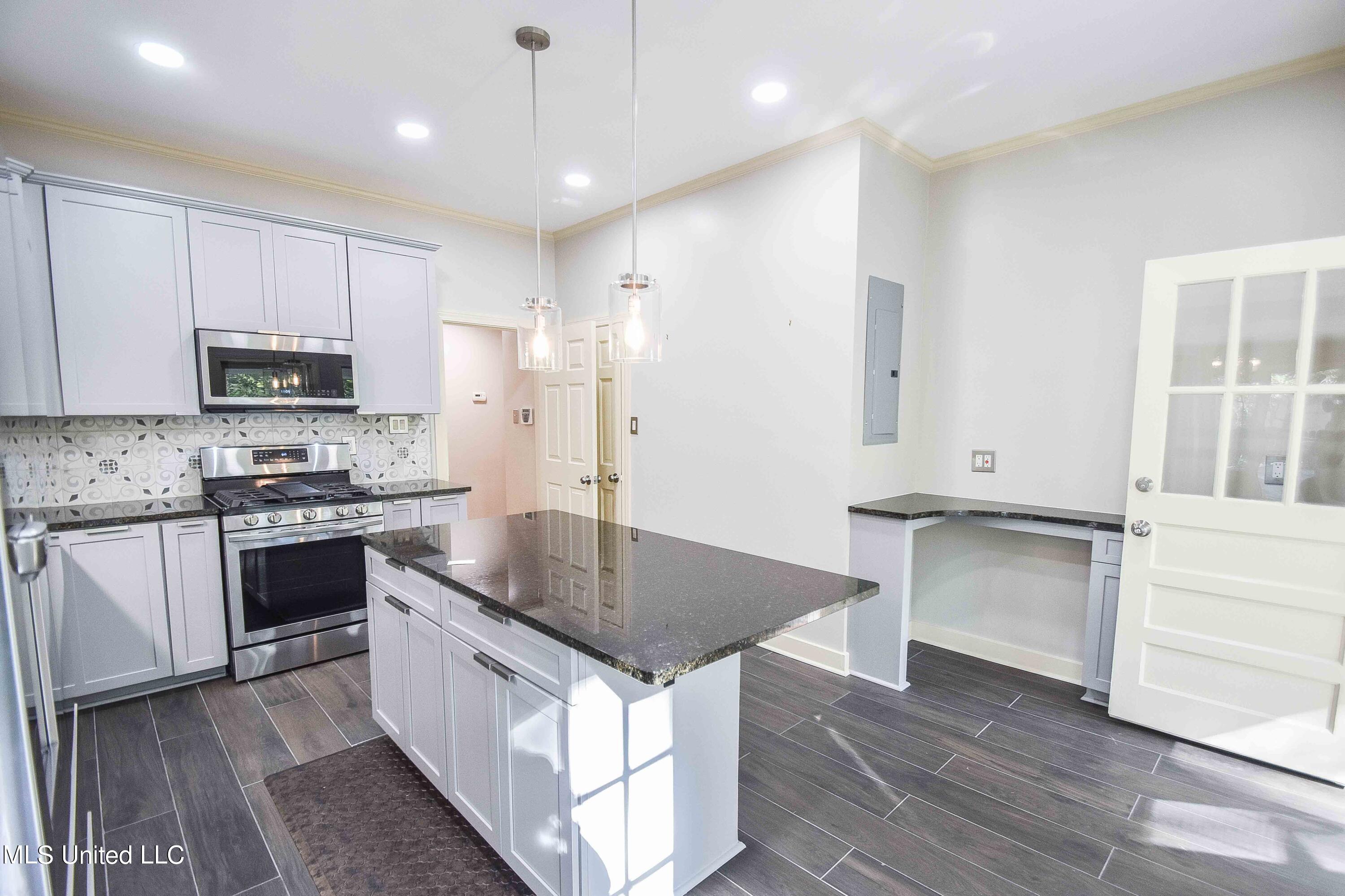 3564 Cowan Place Jackson, MS 39216 - Photo 18 of 44 image-19