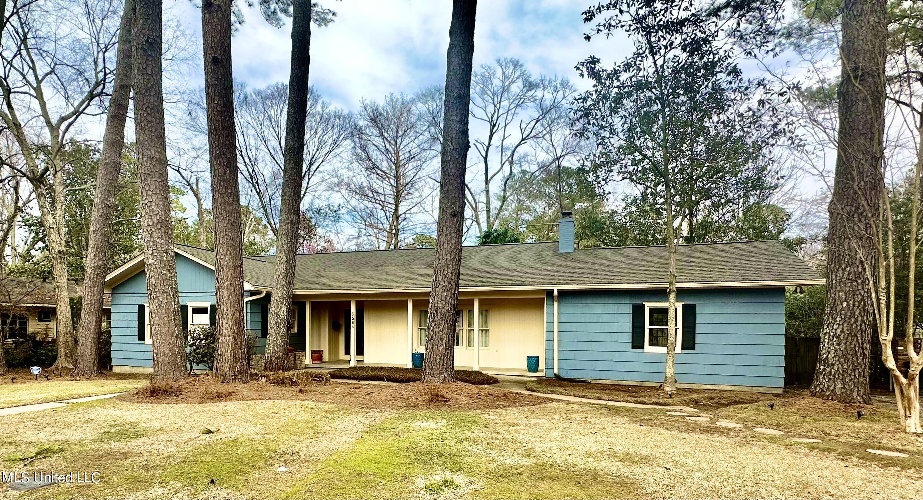 3564 Cowan Place Jackson, MS 39216 - Photo 2 of 44 IMG_9648