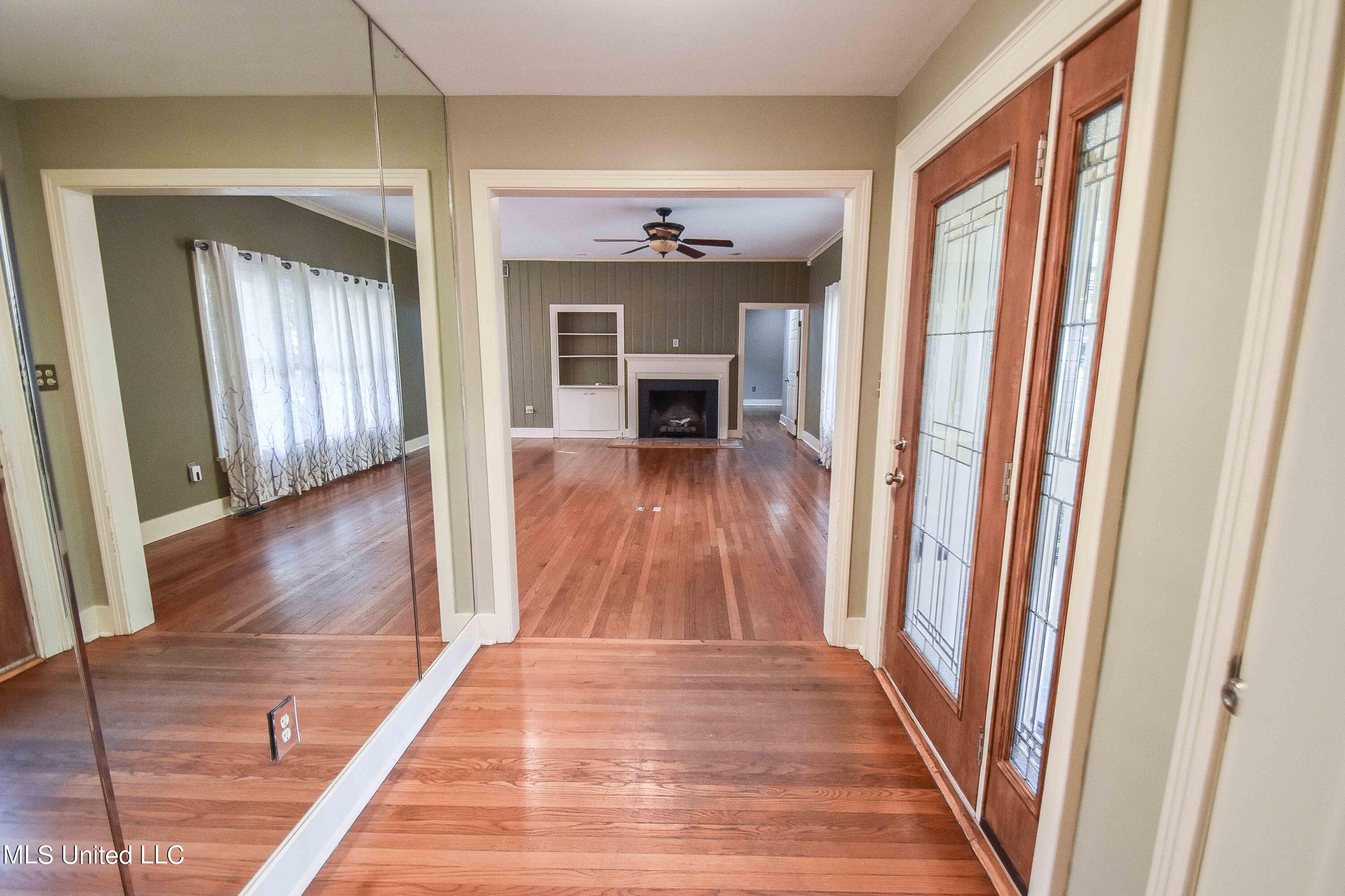 3564 Cowan Place Jackson, MS 39216 - Photo 5 of 44 image-5