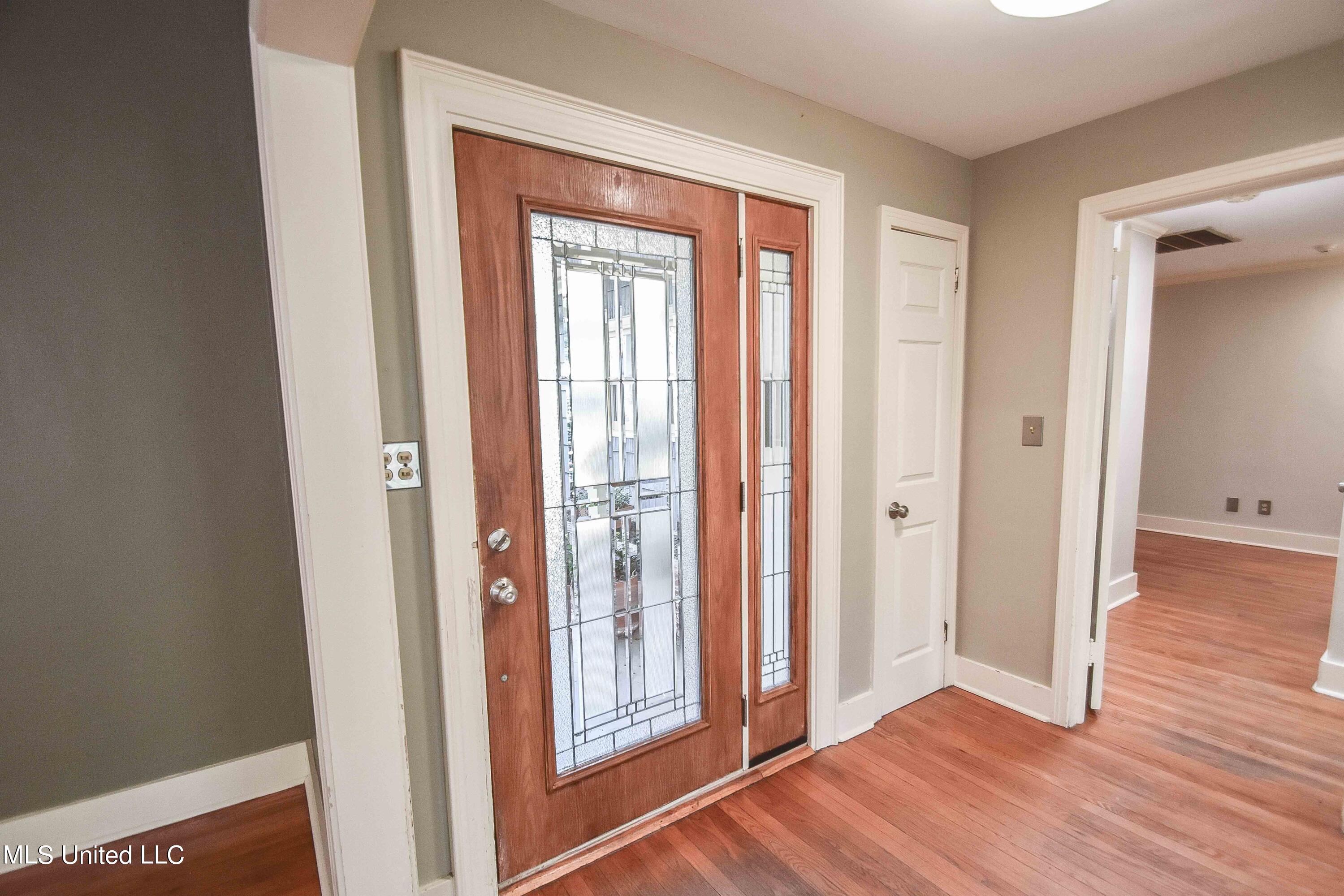 3564 Cowan Place Jackson, MS 39216 - Photo 6 of 44 image-6