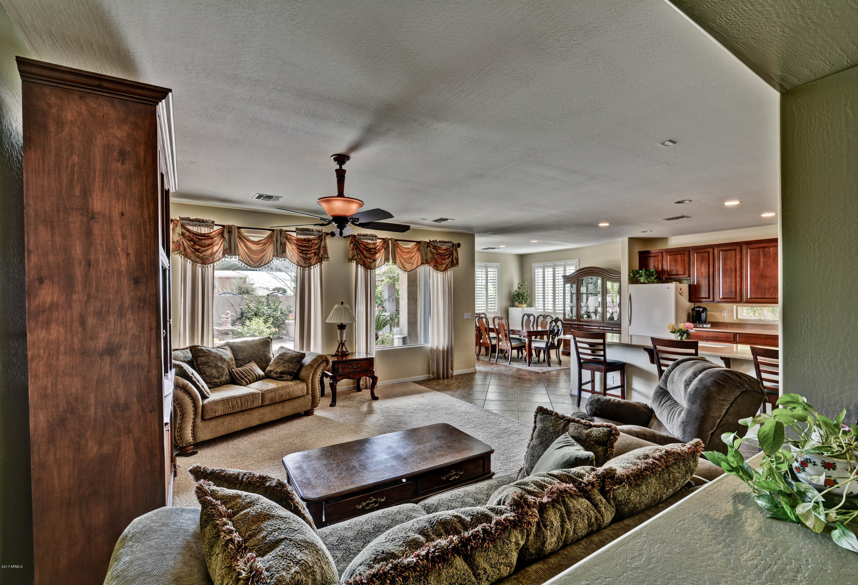 5533 West Rowel Road Phoenix, AZ 85083 - Photo 8 of 47 Rowel (12)
