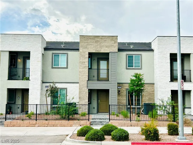 $1,895 | 1163 Heliodor Avenue, Henderson, NV 89011