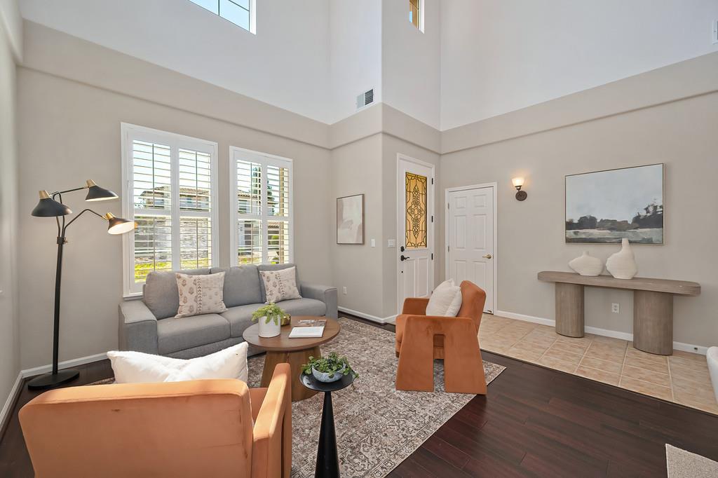 7525 Colbert Drive Rancho Murieta, CA 95683 - Photo 5 of 52 Gallery Image 5