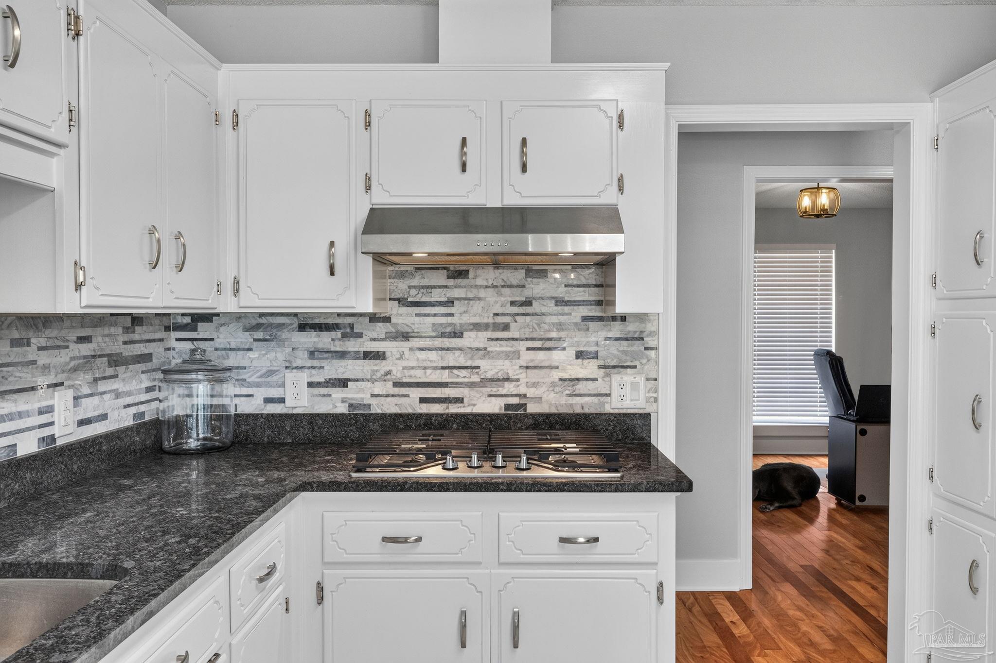 717 Tara Road Pensacola, FL 32534 - Photo 12 of 56 Gallery Image 12