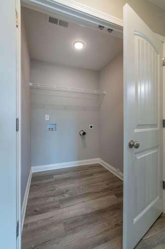 712 Spring Park Road Knoxville, TN 37914 - Photo 11 of 18 Gallery Image 11