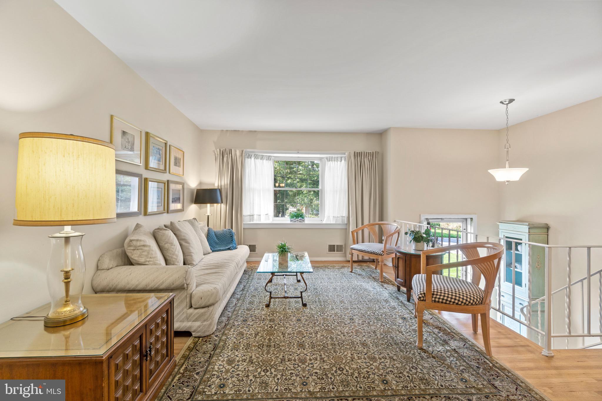 Spacious Living Rm