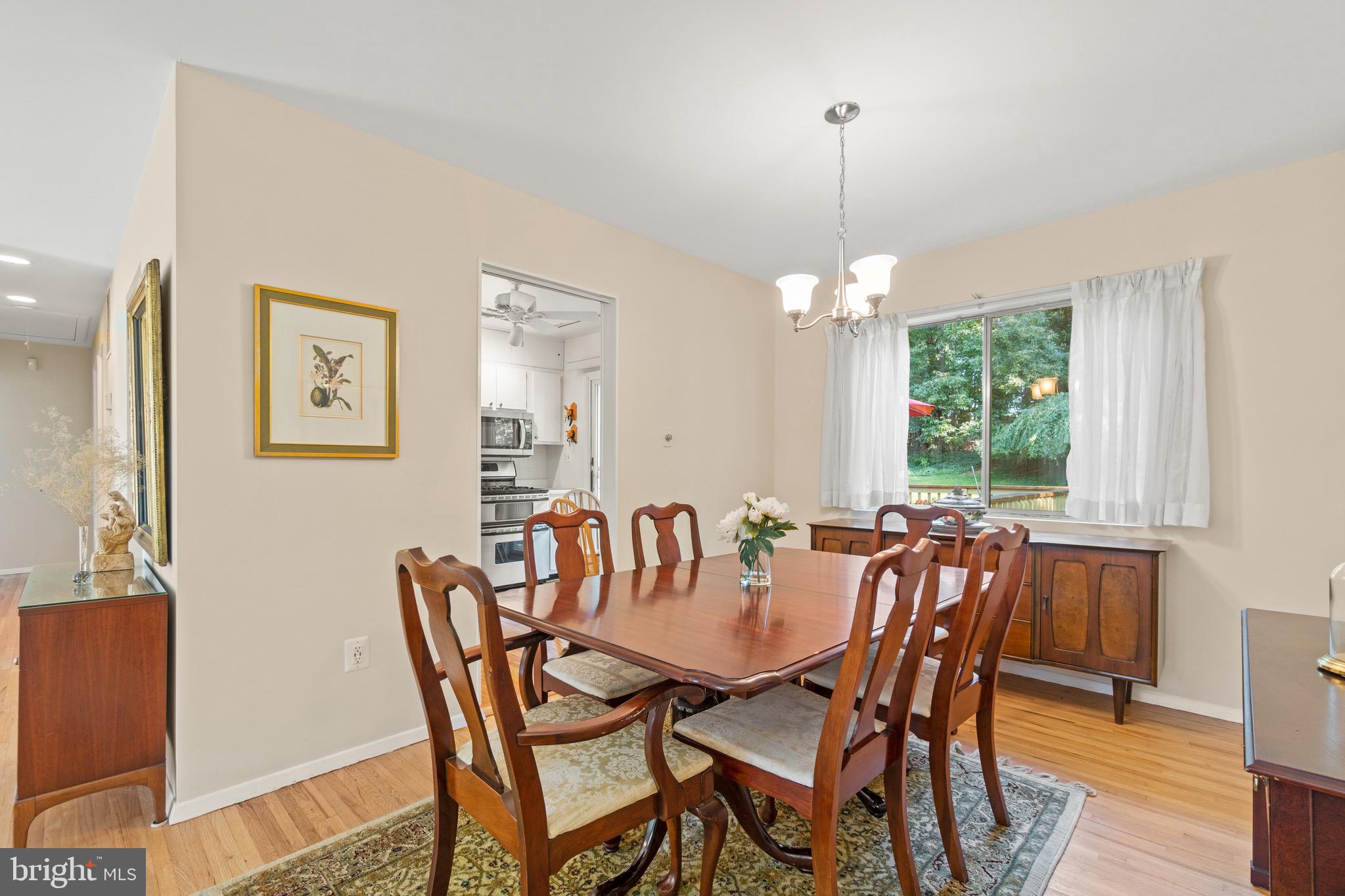 206 Rolling Road Gaithersburg, MD 20877 - Photo 8 of 51 Separate formal Dining Rm