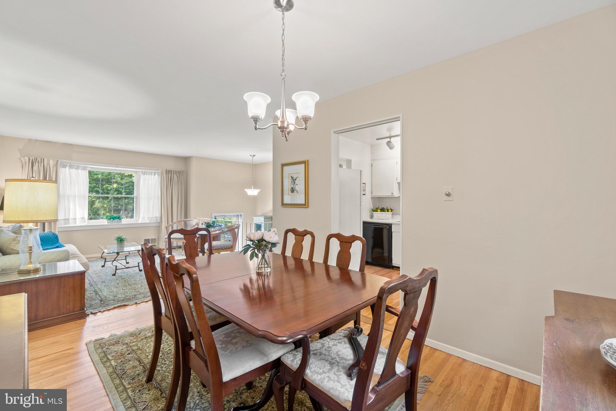 206 Rolling Road Gaithersburg, MD 20877 - Photo 10 of 51 Wood floors - splendid home for entertaining