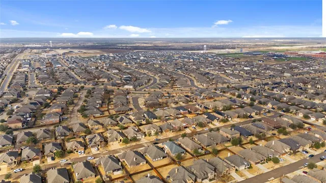 $278,500 | 405 Kelvington Drive, Anna, TX 75409