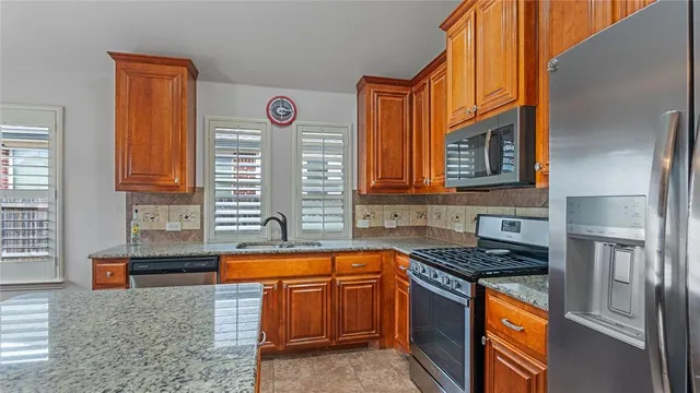 $278,500 | 405 Kelvington Drive, Anna, TX 75409