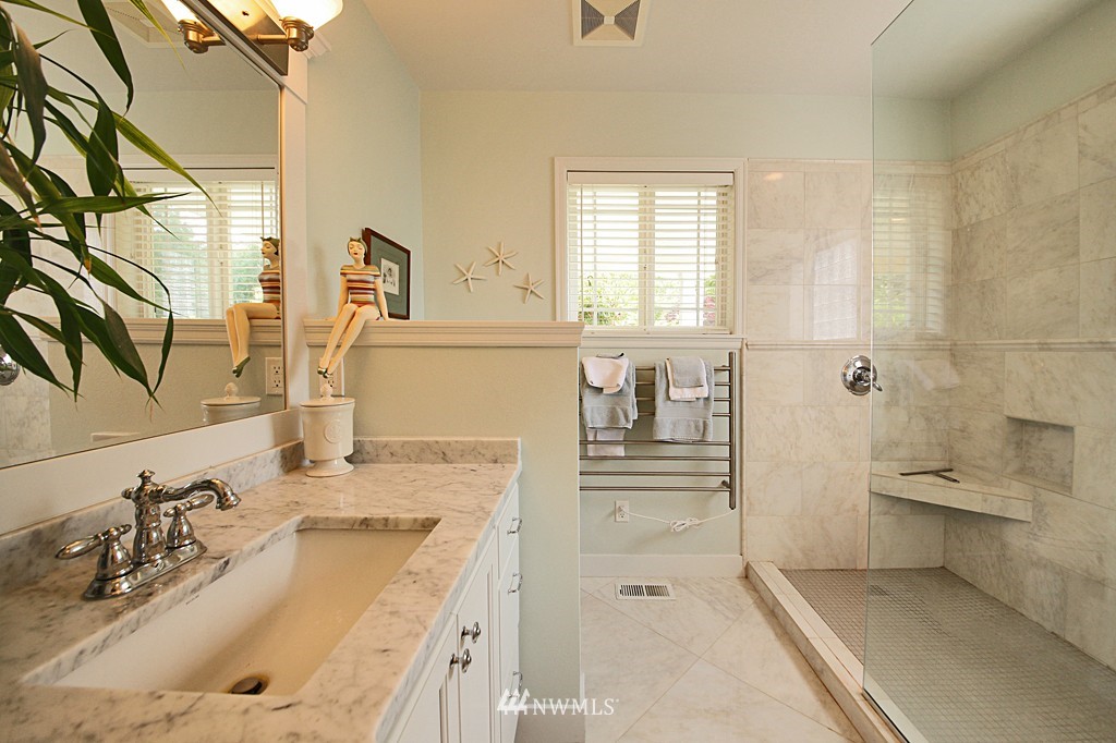 3275 Fox Spit Road Langley, WA 98260 - Photo 9 of 15 Gallery Image 9