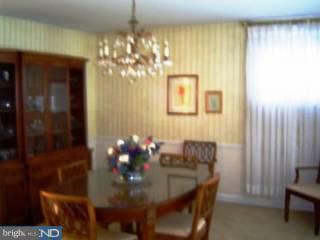 208 Hill Road Havertown, PA 19083 - Photo 5 of 6