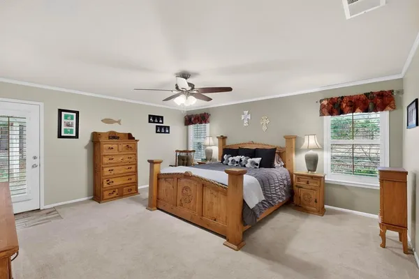 $995,000 | 623 South Harbor Court, Granbury, TX 76048