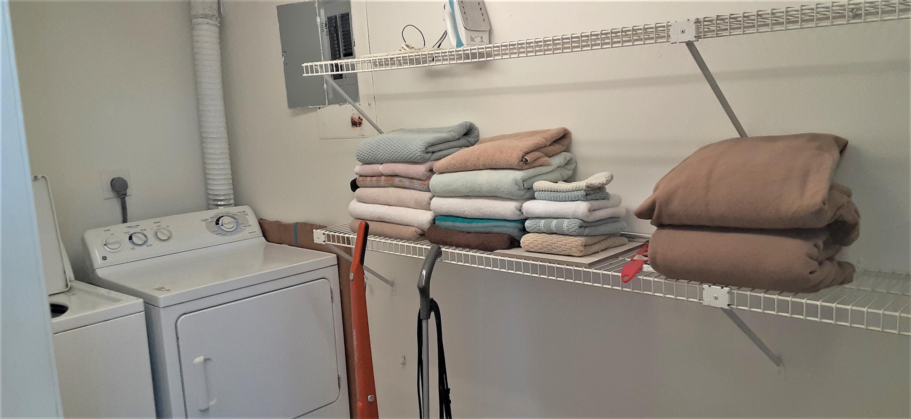 755 Dotterel Road, Unit 1404 Delray Beach, FL 33444 - Photo 14 of 18 laundry room