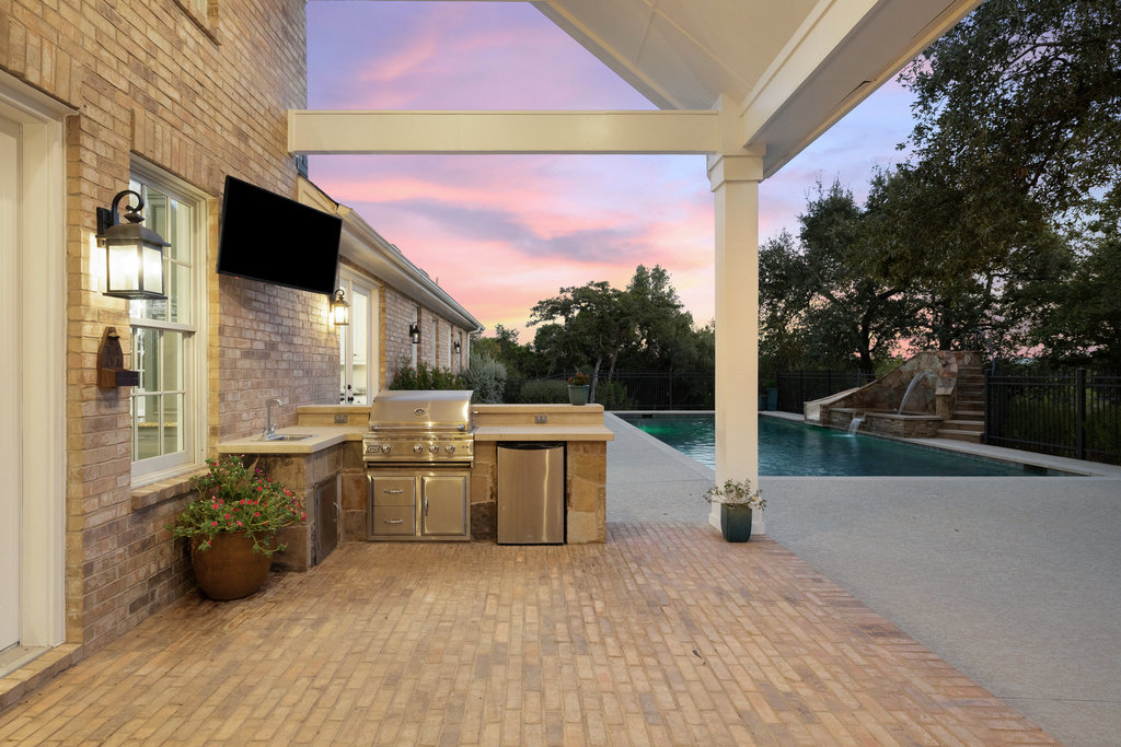 1350 Patterson Road Austin, TX 78733 - Photo 30 of 40 a view of storage and utility room