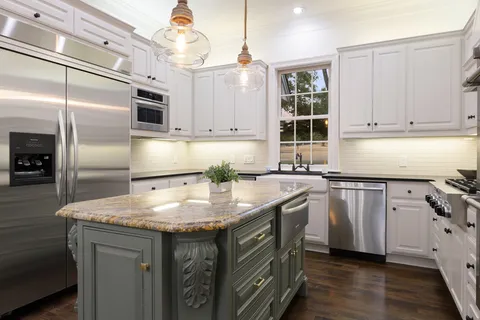 $2,695,000 | 1350 Patterson Road, Austin, TX 78733