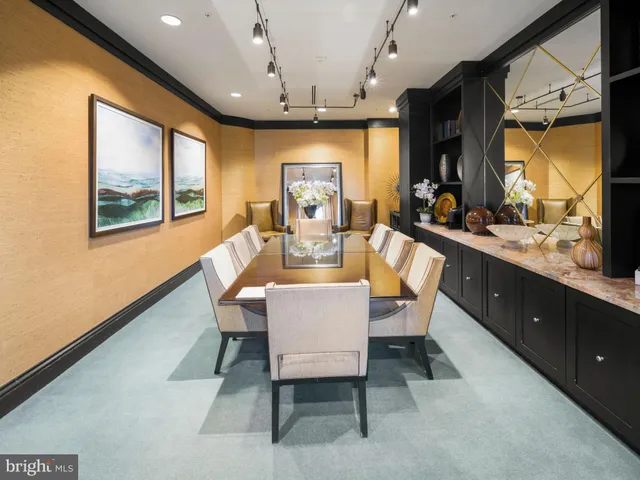 $775,000 | 8220 Crestwood Heights Drive, Unit 1215, McLean, VA 22102