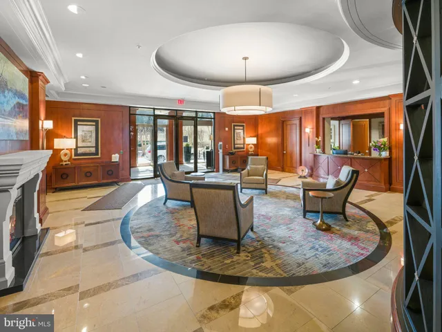 $775,000 | 8220 Crestwood Heights Drive, Unit 1215, McLean, VA 22102