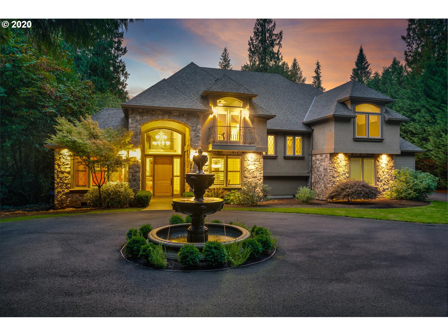 22255 Southwest Johnson Road West Linn, OR 97068 - Photo 2 of 32 Gallery Image 2