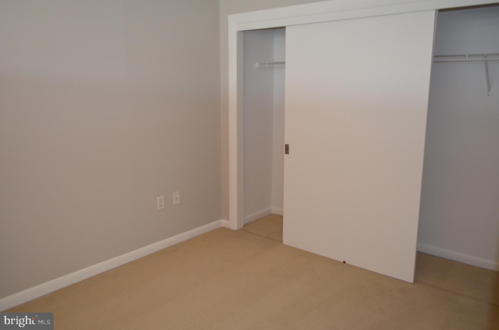 811 4th Street Northwest, Unit 1019 Washington, DC 20001 - Photo 19 of 38 a view of an empty room