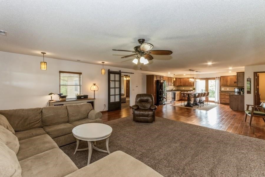 2243 Diamond Trail Road Deep River, IA 52222 - Photo 5 of 53 Gallery Image 5