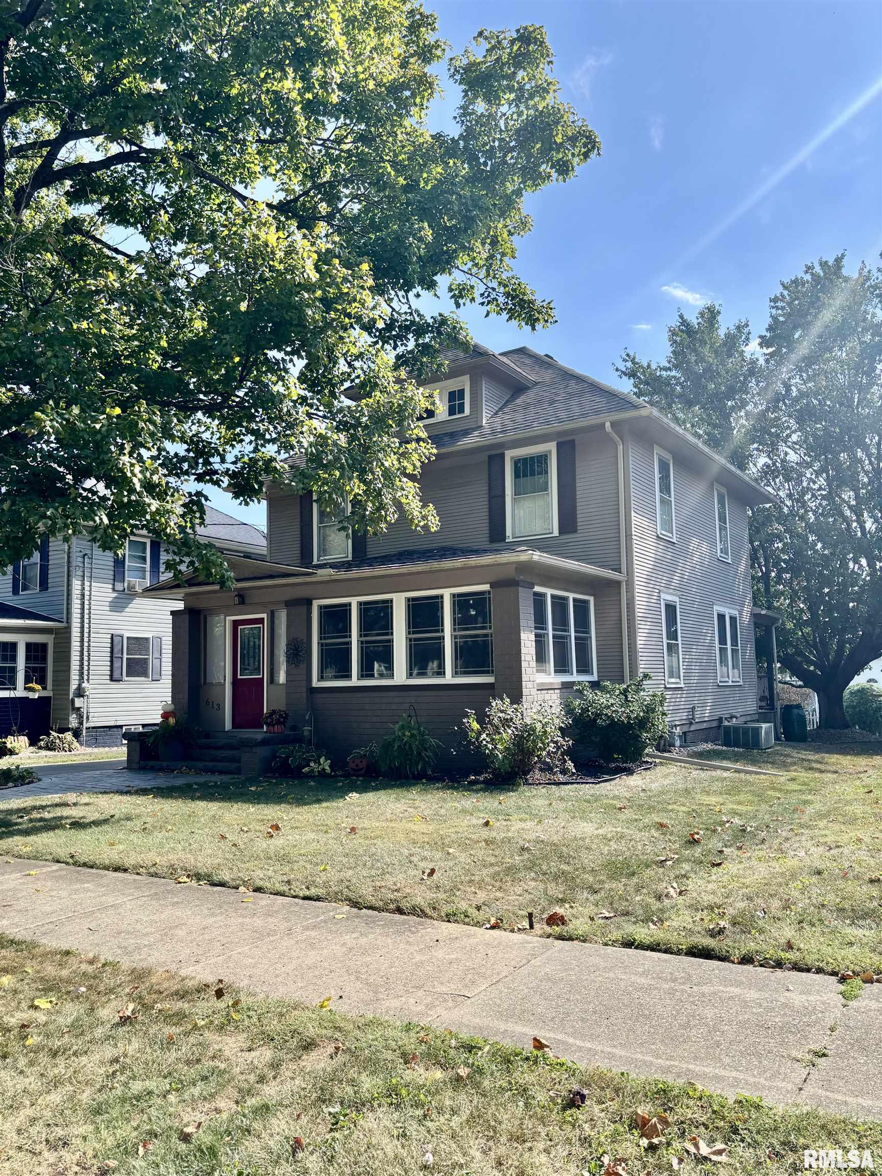 613 Roosevelt Avenue Kewanee, IL 61443 - Photo 5 of 89