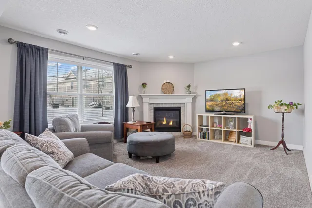 $357,000 | 4824 Martingale Drive, Woodbury, MN 55129