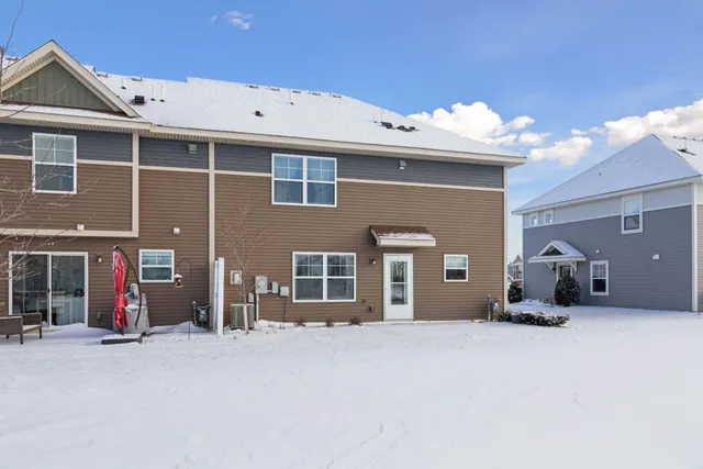 $357,000 | 4824 Martingale Drive, Woodbury, MN 55129