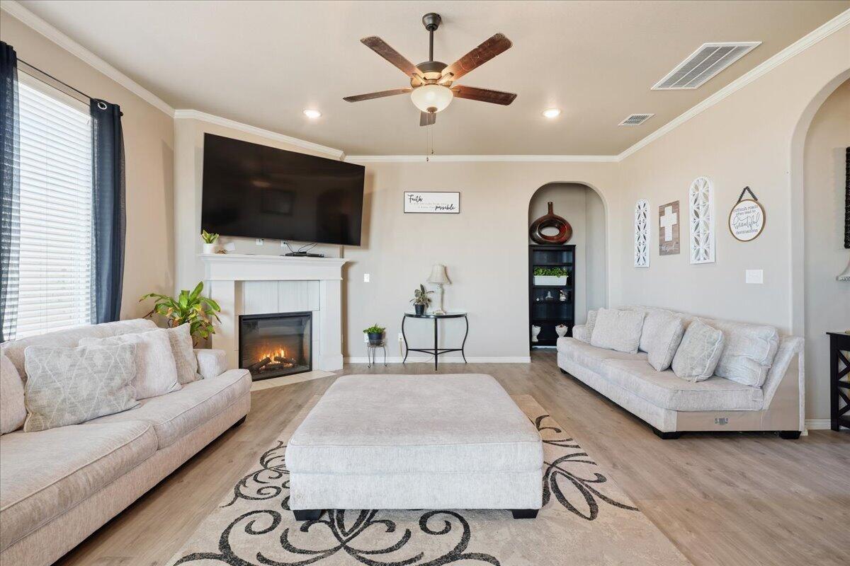 6846 Filly Road Lubbock, TX 79407 - Photo 6 of 47 06-6846_filly_road_006