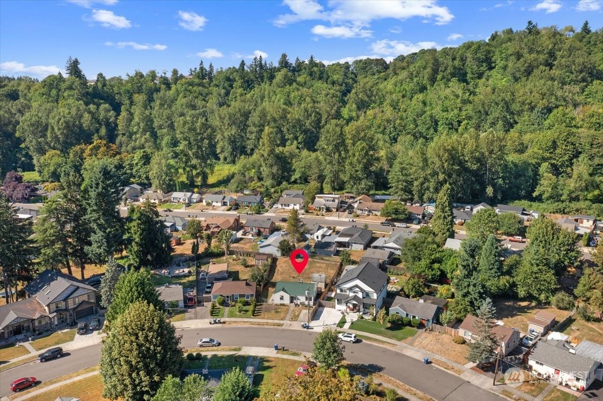 3304 Southeast 6th Street Renton, WA 98058 - Photo 27 of 30 a view of a city