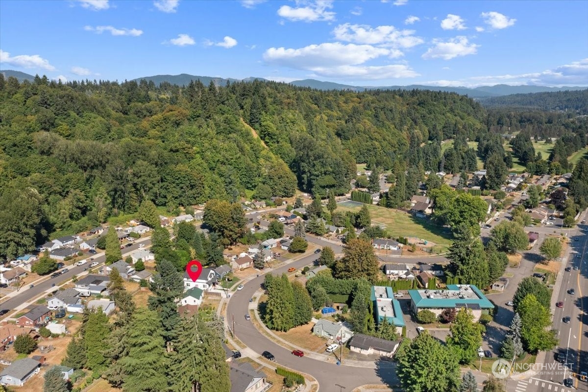 3304 Southeast 6th Street Renton, WA 98058 - Photo 28 of 30 a view of city and mountain