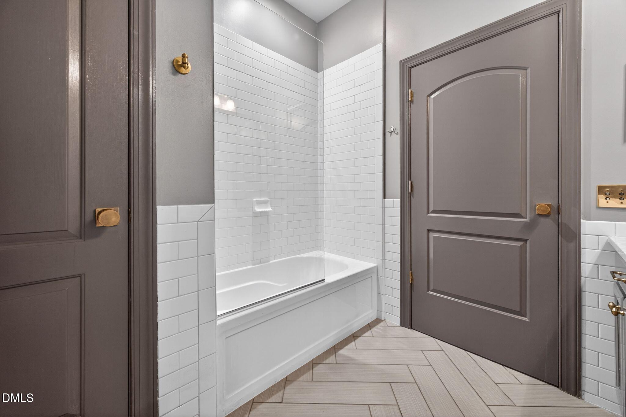 317 West Morgan Street, Unit 305 Raleigh, NC 27601 - Photo 30 of 49 DSC_4342