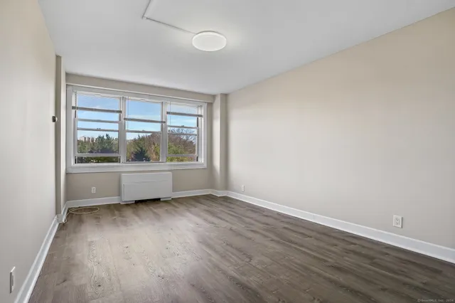 $1,900 | 2625 Park Avenue, Unit 6M, Bridgeport, CT 06604