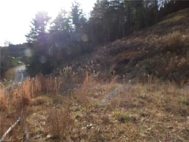 $29,900 | 4143 Mountain View Road, Glade Valley, NC 28627