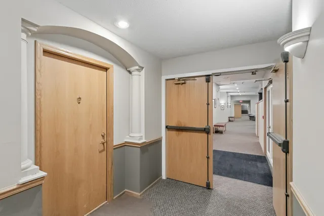 $315,000 | 8530 Greenway Boulevard, Unit 101, Middleton, WI 53562