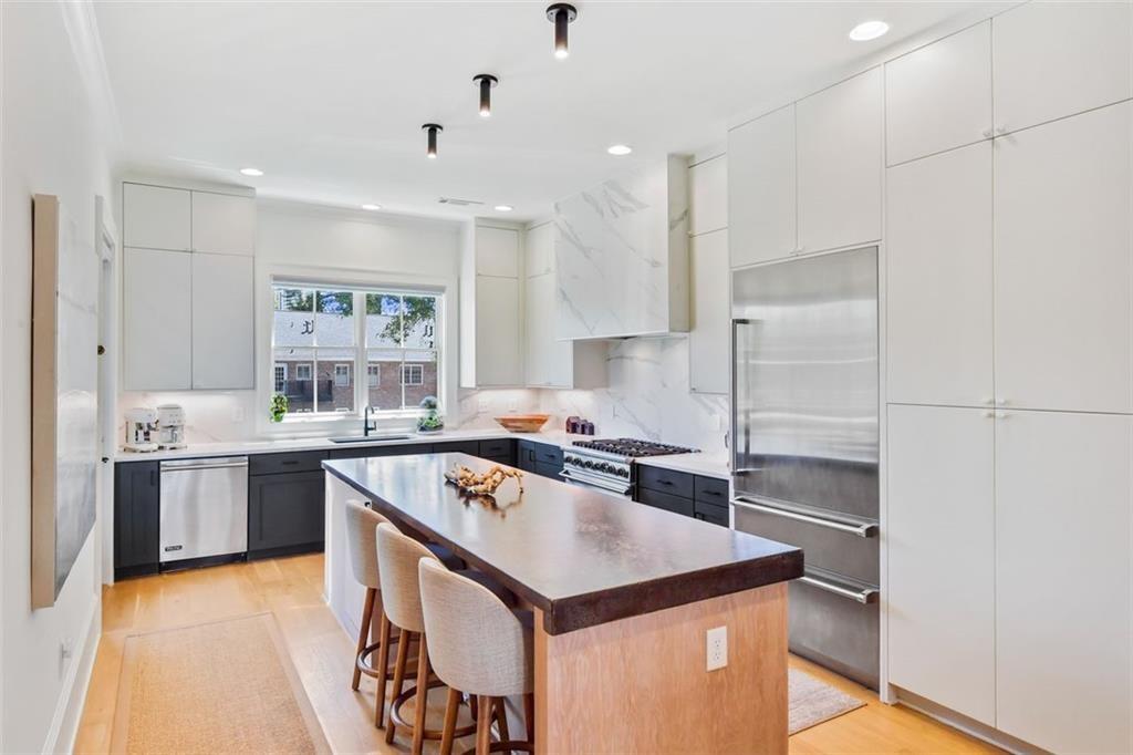 3667 Peachtree Road Northeast, Unit 1 Atlanta, GA 30319 - Photo 9 of 17