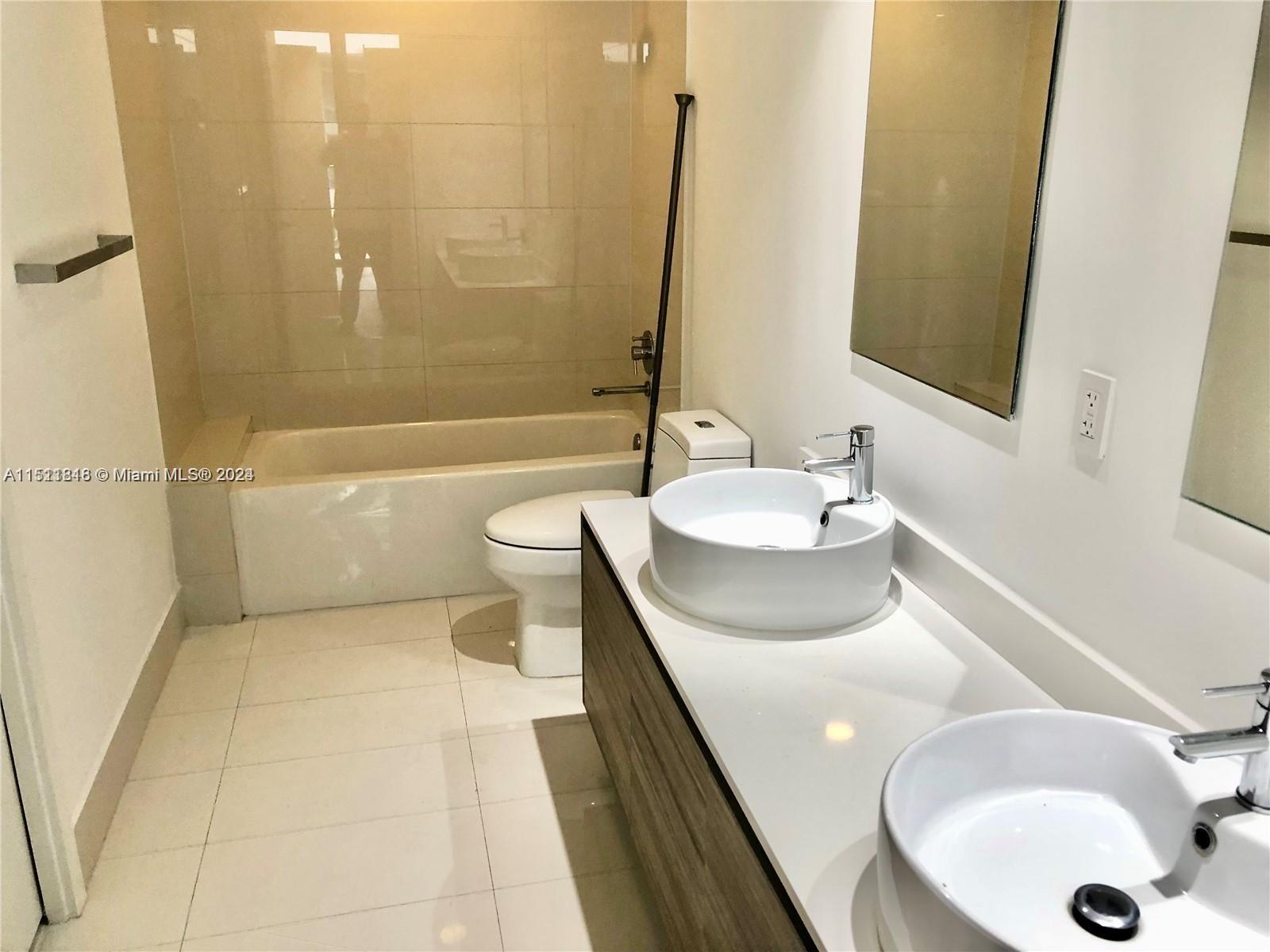 121 Northeast 34th Street, Unit L302 Miami, FL 33137 - Photo 42 of 43