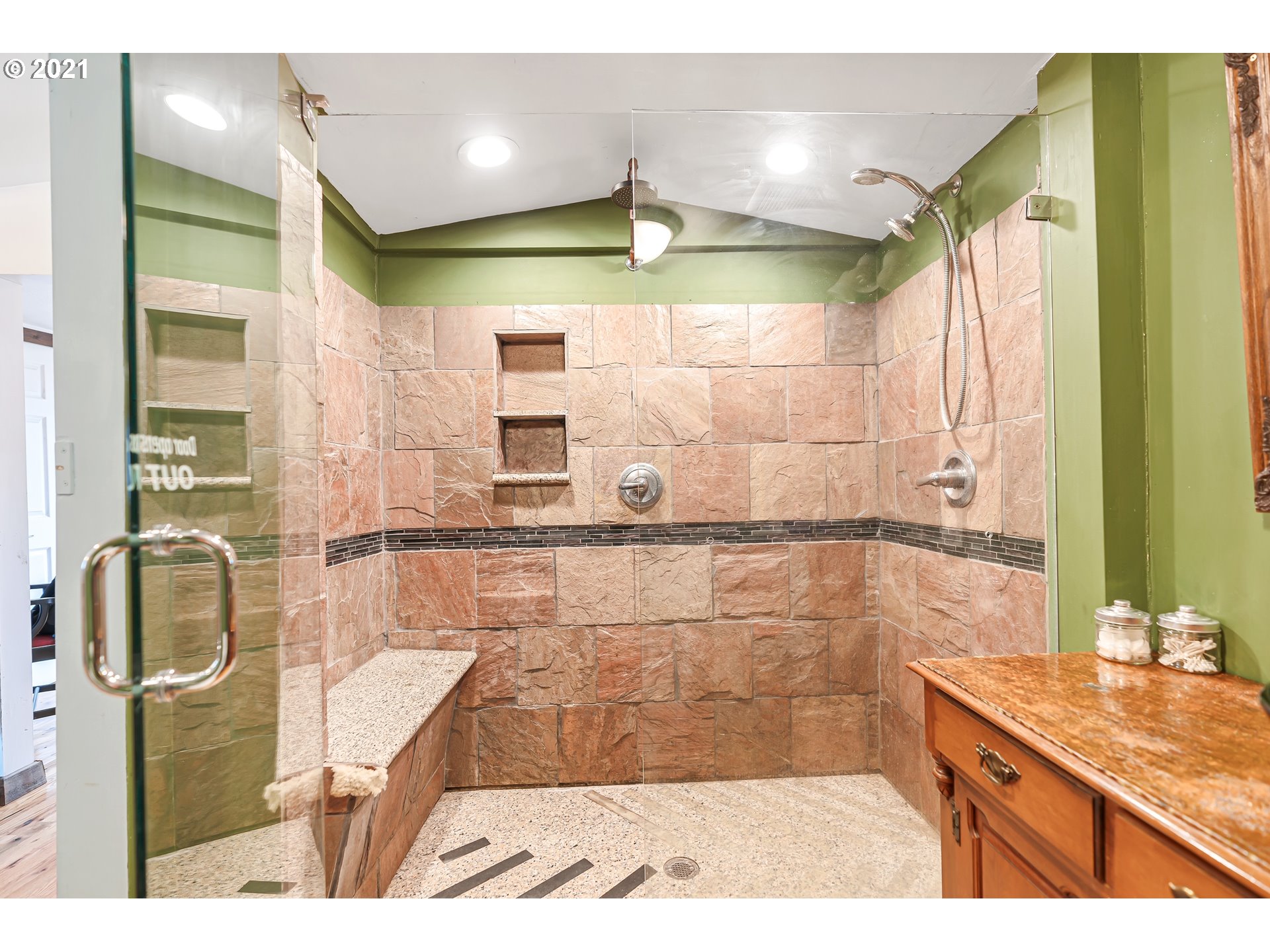 407 Streeter Road Silverlake, WA 98645 - Photo 12 of 18 Gallery Image 12