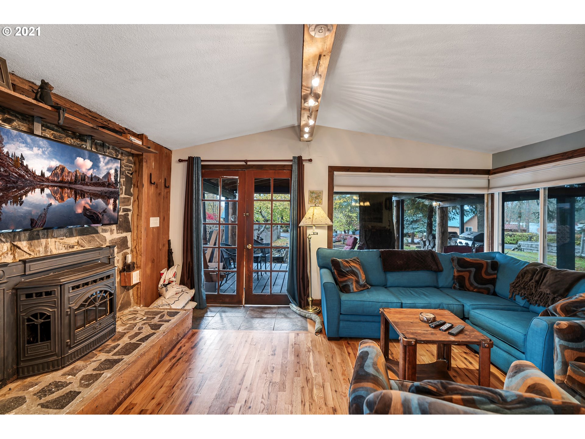 407 Streeter Road Silverlake, WA 98645 - Photo 3 of 18 Gallery Image 3