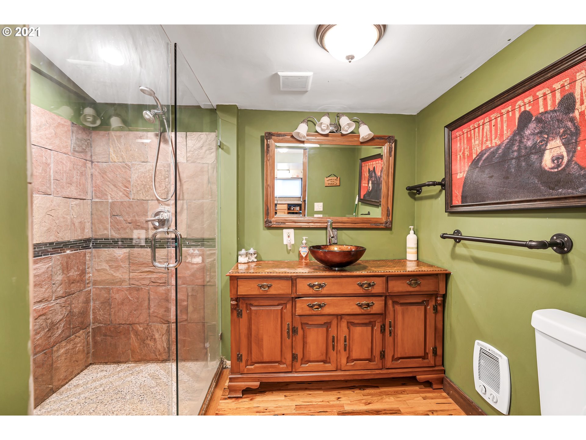 407 Streeter Road Silverlake, WA 98645 - Photo 10 of 18 Gallery Image 10