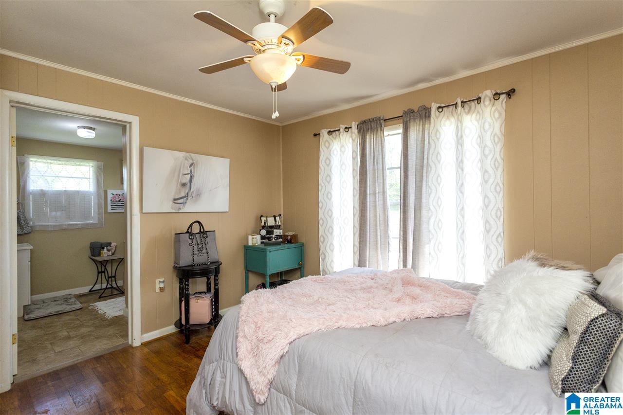 106 Dexter Avenue Bessemer, AL 35023 - Photo 7 of 34