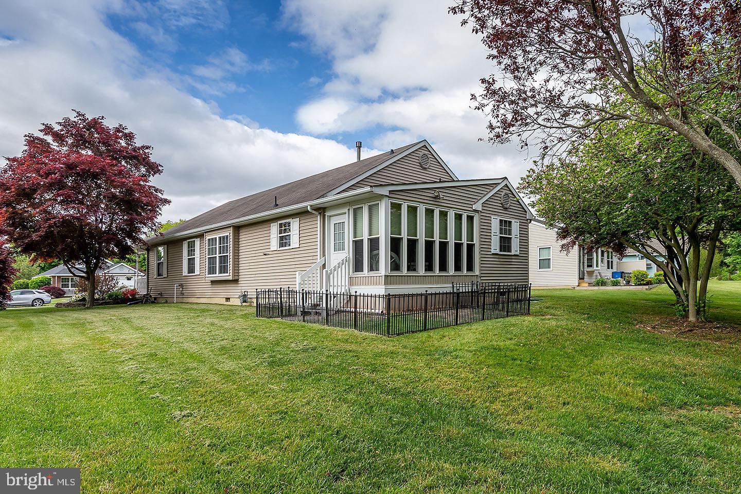 408 Country Way Mickleton, NJ 08056 - Photo 3 of 17 Gallery Image 3