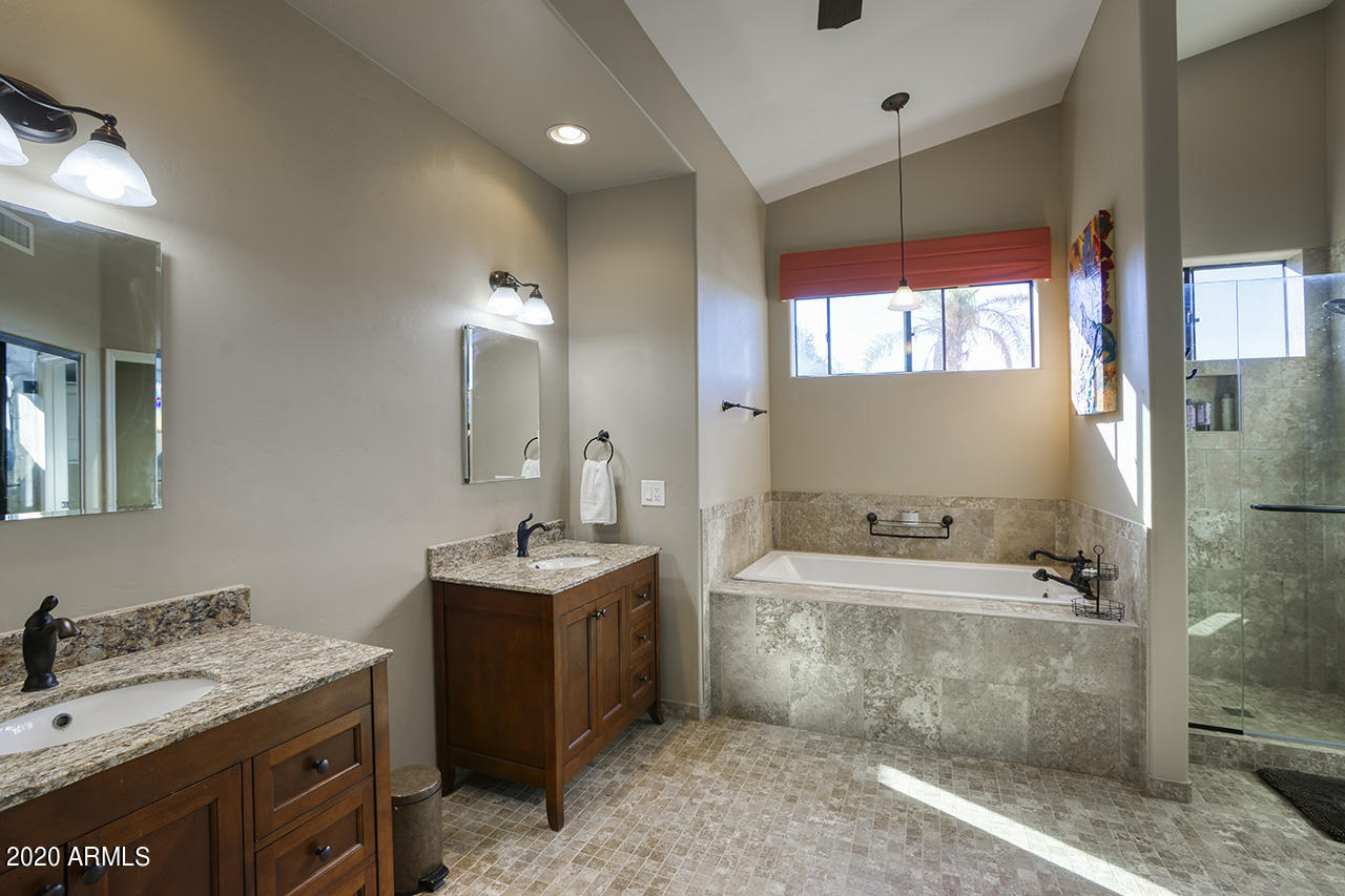 537 North Riata Street Gilbert, AZ 85234 - Photo 15 of 35 riata_17