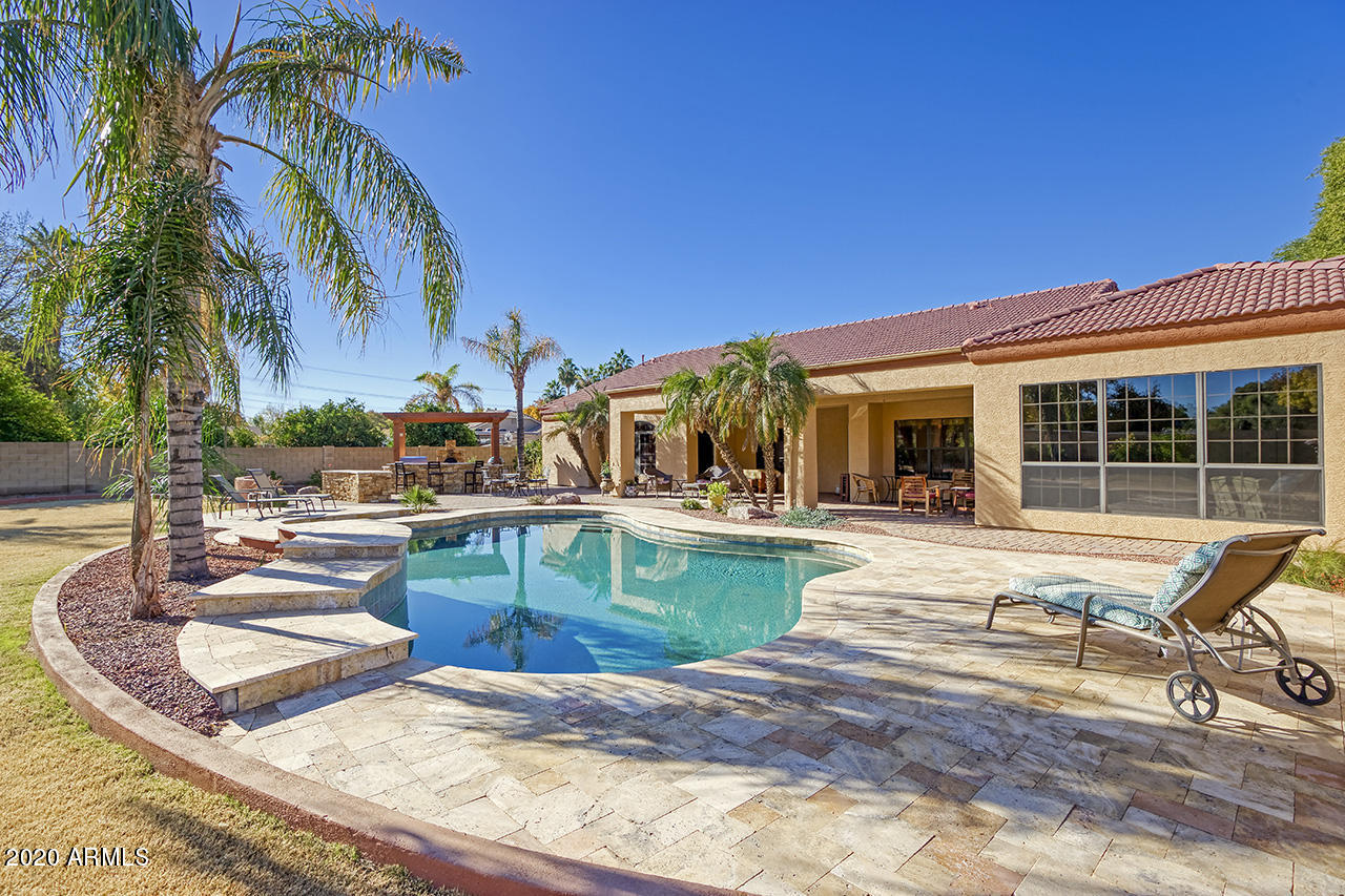 537 North Riata Street Gilbert, AZ 85234 - Photo 27 of 35 riata_28