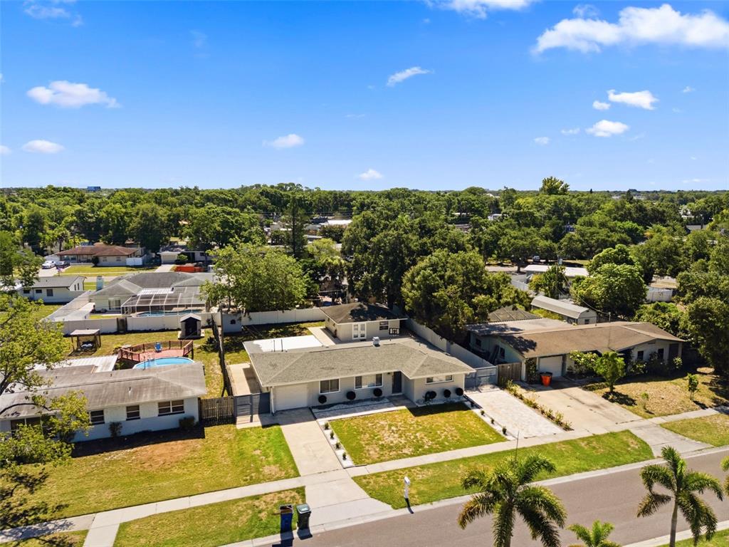15549 Newport Road Clearwater, FL 33764 - Photo 57 of 66