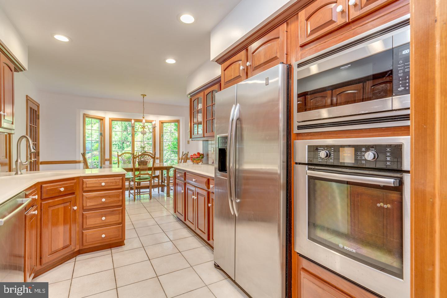 33 Powell Place Road Tabernacle, NJ 08088 - Photo 23 of 58 Gourmet kitchen!
